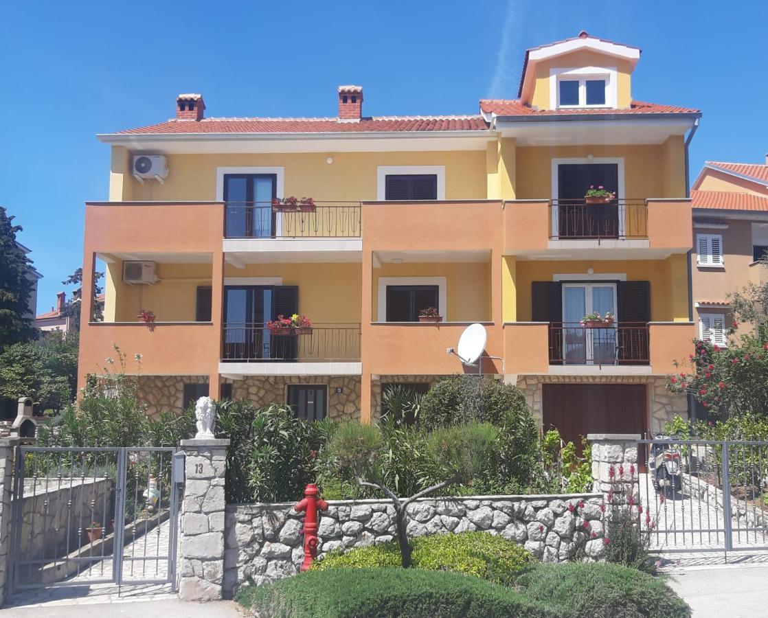 Ana Apartment