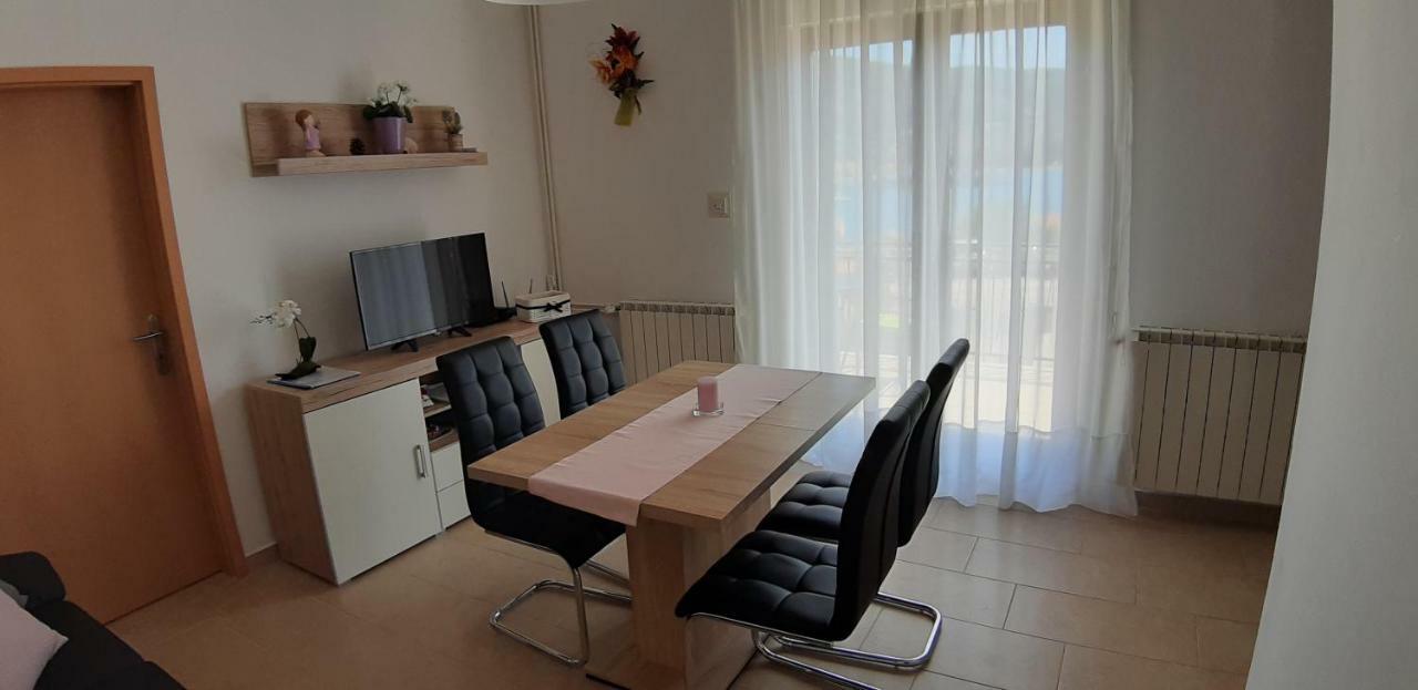 Ana Apartment Cres